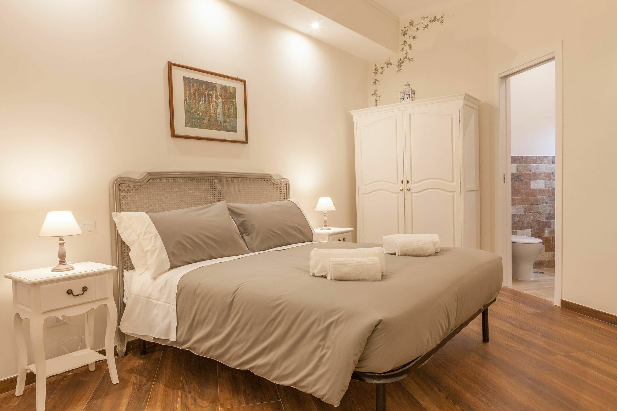 Donna Margherita Rome Suite & Rooms Exterior photo